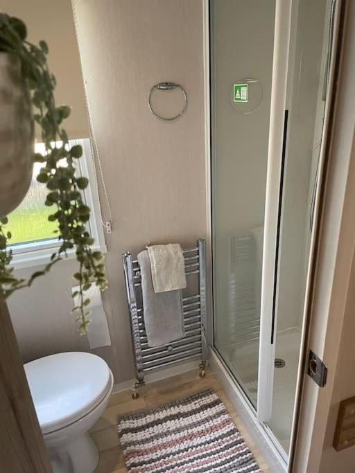 2 Bedroom Caravan To Rent In Allonby Holiday home Maryport